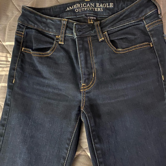 Women’s American Eagle jeans size 2 - Picture 2 of 4